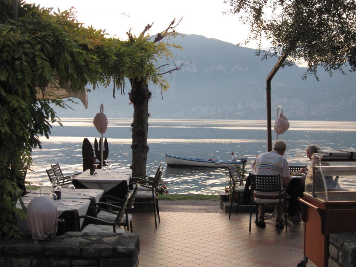ברנצונה סול גארדה Piccolo Hotel Direkt Am See מראה חיצוני תמונה
